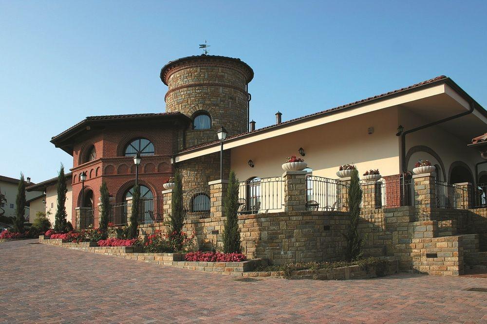 Tota Virginia Antico Podere Hotel Serralunga d’Alba Kültér fotó